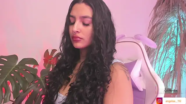 Anngel 1 online show from December 2025 05:08:02 PM