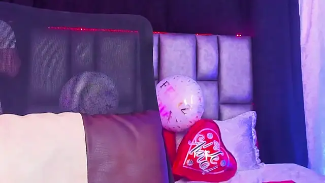 michacosio online show from February 2025 05:30:01 AM