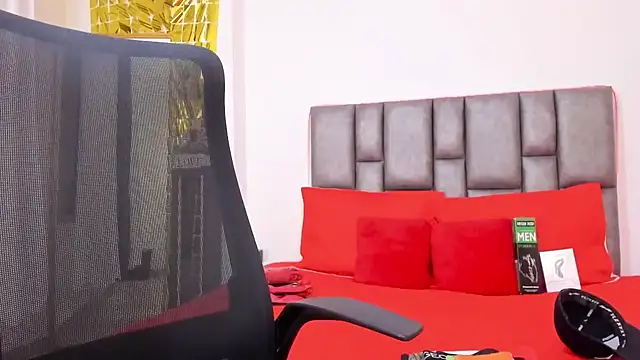 michacosio online show from February 2026 04:50:02 AM