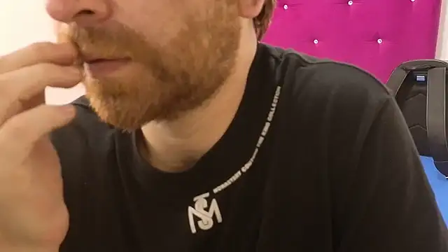 michacosio online show from July 2026 10:27:01 PM