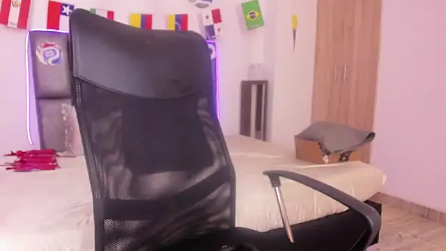 michacosio online show from July 2026 02:05:17 AM