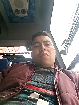 Snapshot of Diego_leon27 chatting on December 2024 01:39:02 PM Diego leon27 online show from December 2024 01:39:02 PM