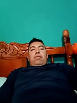 Snapshot of Diego_leon27 chatting on December 2024 07:01:01 PM Diego leon27 online show from December 2024 07:01:01 PM