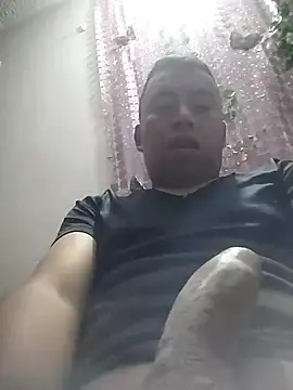 Snapshot of Diego_leon27 chatting on March 2025 03:44:02 AM Diego leon27 online show from March 2025 03:44:02 AM