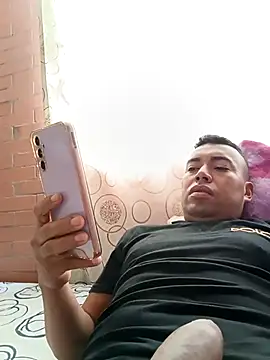 Snapshot of Diego_leon27 chatting on April 2026 08:00:02 PM Diego leon27 online show from April 2026 08:00:02 PM