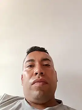 Snapshot of Diego_leon27 chatting on April 2026 06:39:01 PM Diego leon27 online show from April 2026 06:39:01 PM