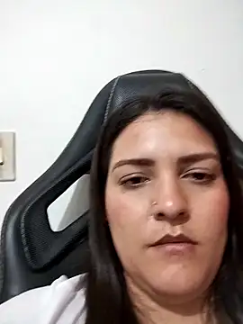 Mia Hampton online show from October 2025 01:39:01 AM