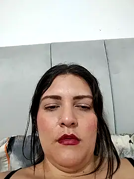 Mia Hampton online show from December 2025 09:55:02 PM