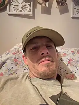 Snapshot of KBONE36 chatting on September 2025 11:18:02 PM KBONE36 online show from September 2025 11:18:02 PM