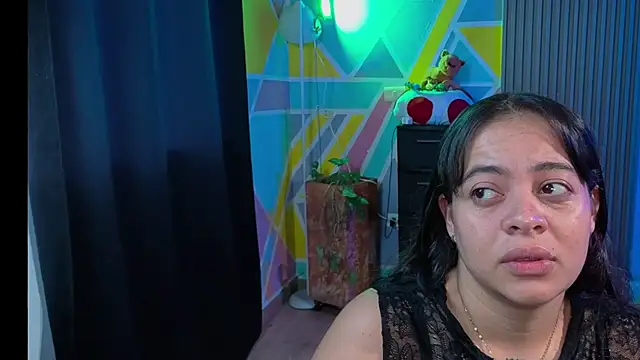 Cuttiealice online show from September 2025 11:59:01 AM