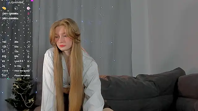 Snapshot of Barbie-Doll- chatting on January 2025 09:39:02 PM Barbie-Doll- online show from January 2025 09:39:02 PM