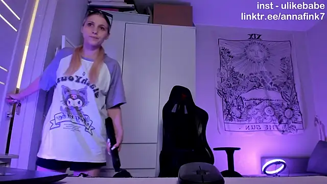 Snapshot of Anna_Fink chatting on November 2025 09:53:01 PM Anna Fink online show from November 2025 09:53:01 PM