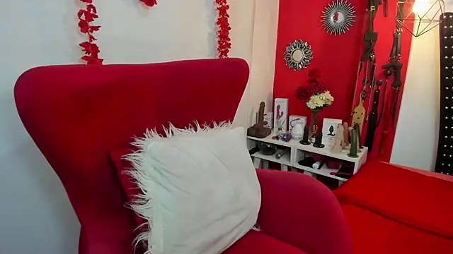 Snapshot of julieta_evans_ chatting on December 2024 10:03:01 PM julieta evans online show from December 2024 10:03:01 PM