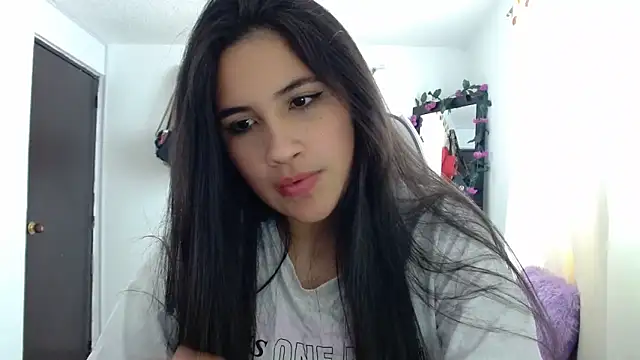 Snapshot of InocentHeaven1 chatting on January 2025 04:22:01 PM InocentHeaven1 online show from January 2025 04:22:01 PM