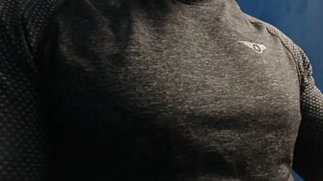 Snapshot of alex_blu chatting on February 2026 06:17:02 PM alex blu online show from February 2026 06:17:02 PM