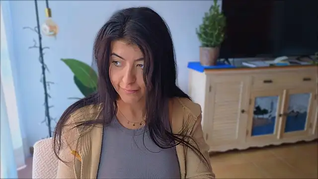 anabelcurvy online show from December 2024 01:02:01 PM