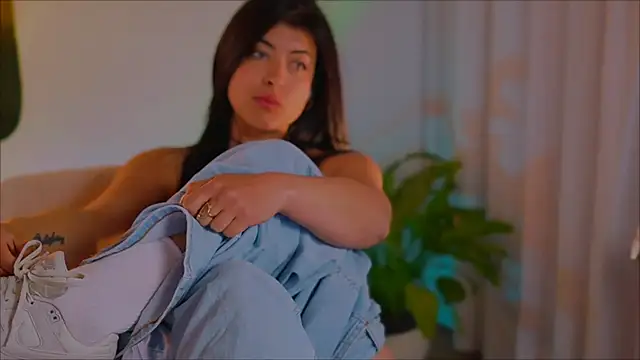 anabelcurvy online show from February 2025 04:53:01 PM