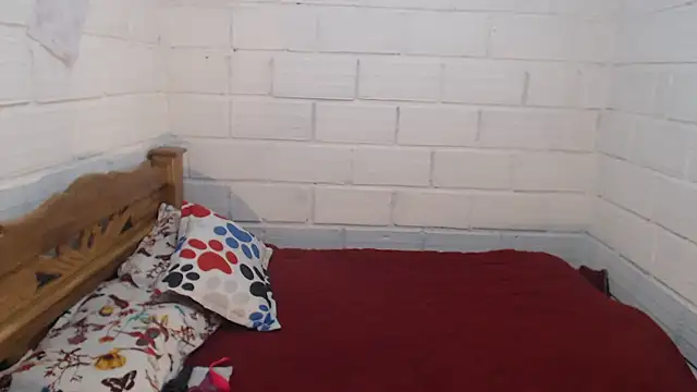 sexyjustin202 online show from January 2026 11:18:02 PM