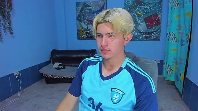 patrik 027 online show from October 2025 05:08:02 PM