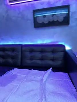 KirstieVegas online show from February 2025 08:30:01 PM