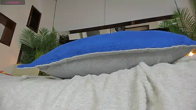 candy sweet  online show from February 2025 09:58:02 PM