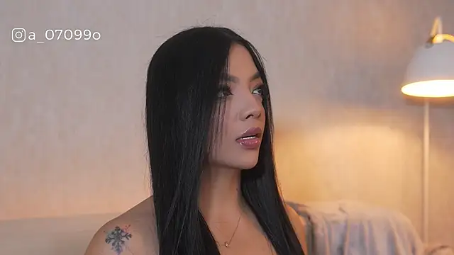 Snapshot of sarah_hiill chatting on February 2026 11:32:02 PM sarah hiill online show from February 2026 11:32:02 PM