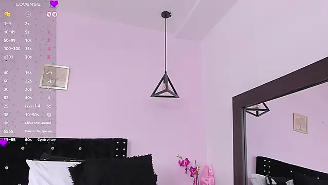 CeliWoods online show from December 2024 05:46:01 PM