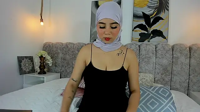 abby rossee online show from October 2025 12:25:01 PM