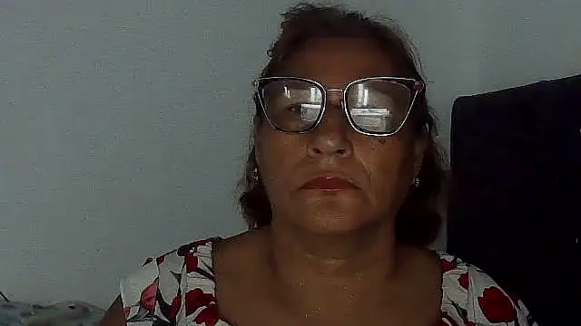 Snapshot of charrysexy1 chatting on November 2025 12:06:01 PM charrysexy1 online show from November 2025 12:06:01 PM