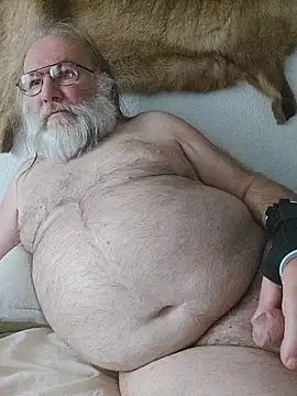 Snapshot of SexySantaC chatting on June 2026 05:52:02 AM SexySantaC online show from June 2026 05:52:02 AM