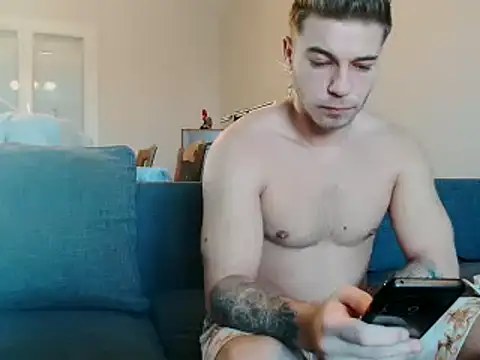 Elkafit28 online show from January 2026 08:40:02 AM