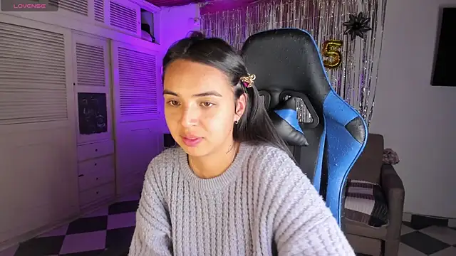 Miss Nicole online show from January 2025 12:32:02 AM