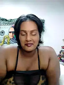 NWC4LYF online show from December 2024 01:50:02 PM