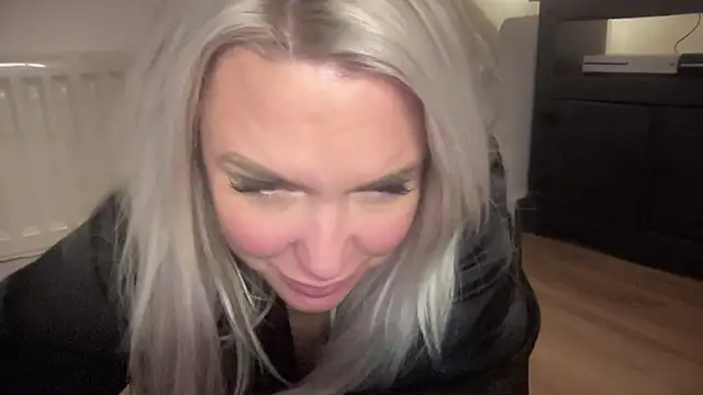Bustyblondebabe32 online show from February 2025 03:52:02 AM