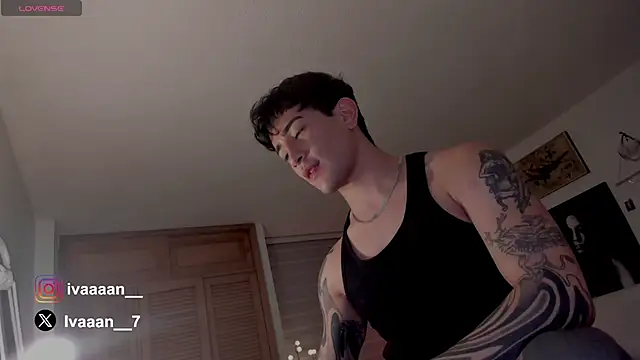 Snapshot of ivaaaan_ chatting on December 2024 01:24:01 AM ivaaaan online show from December 2024 01:24:01 AM