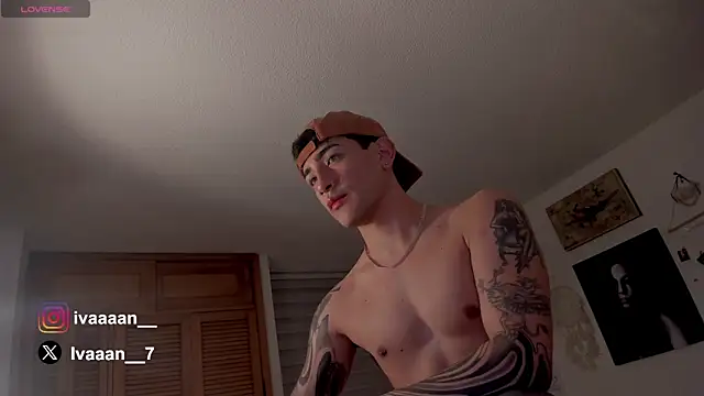 Snapshot of ivaaaan_ chatting on January 2025 01:21:01 AM ivaaaan online show from January 2025 01:21:01 AM