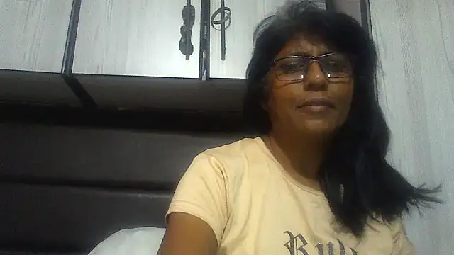 MsAttitude online show from February 2025 09:32:02 AM