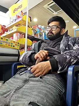 ahmedbilal123 online show from November 2025 09:23:01 AM