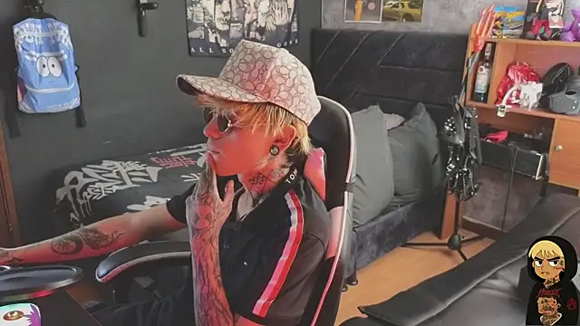 AcidMilo online show from December 2025 04:47:02 PM