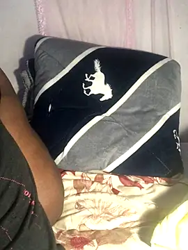 sweett shaley online show from December 2025 02:33:01 PM