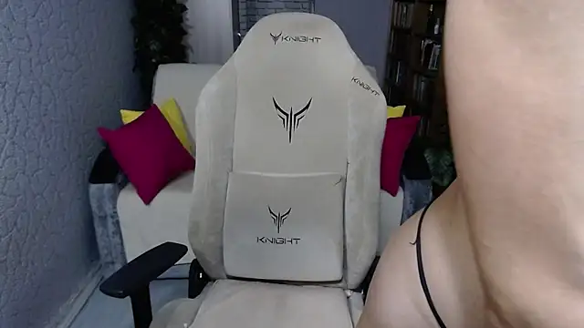 lillit  gold online show from October 2025 02:26:01 PM