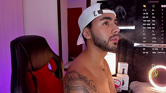 Snapshot of ItsMeEros chatting on January 2025 06:19:02 AM ItsMeEros online show from January 2025 06:19:02 AM