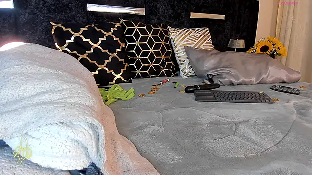 Snapshot of ItsMeEros chatting on March 2025 12:38:02 AM ItsMeEros online show from March 2025 12:38:02 AM