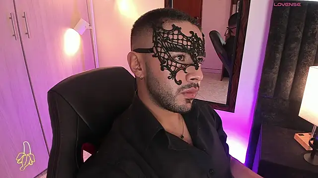 Snapshot of ItsMeEros chatting on October 2025 09:39:01 PM ItsMeEros online show from October 2025 09:39:01 PM