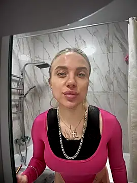 pinkstar  online show from October 2025 06:18:02 PM