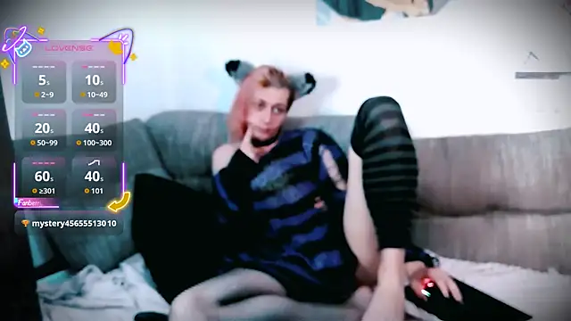 Snapshot of Littlepinkcat chatting on October 2025 06:25:01 AM Littlepinkcat online show from October 2025 06:25:01 AM