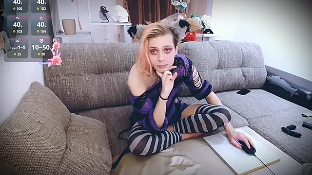 Snapshot of Littlepinkcat chatting on November 2025 01:05:01 AM Littlepinkcat online show from November 2025 01:05:01 AM