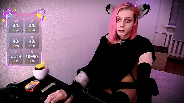 Littlepinkcat online show from February 2026 12:54:02 PM