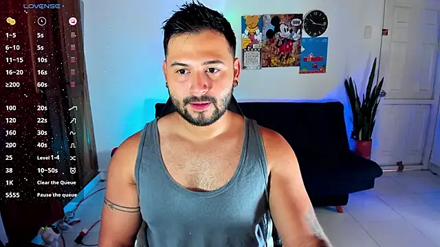 Jacon cruz  online show from December 2024 01:14:01 PM