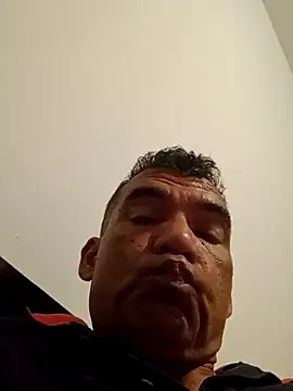 Snapshot of Daddy1972 chatting on January 2025 04:59:01 PM Daddy1972 online show from January 2025 04:59:01 PM